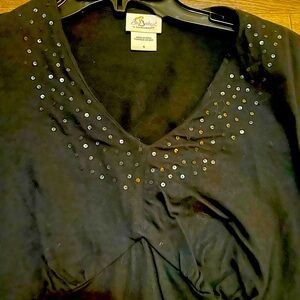 Oh baby by motherhood maternity top size small